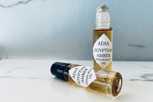 Travel-friendly natural fragrance oil that has a warm vanilla base, complemented by a citrus and floral mix of essential oils.